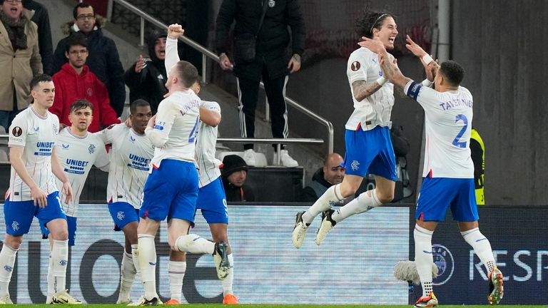 Clement: Rangers have ‘hunger’ to shock Benfica in Europa League