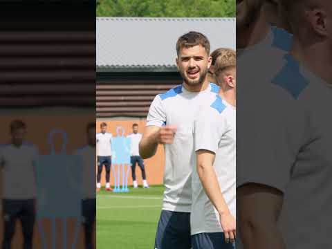 You’re not on holiday anymore boys 🥵