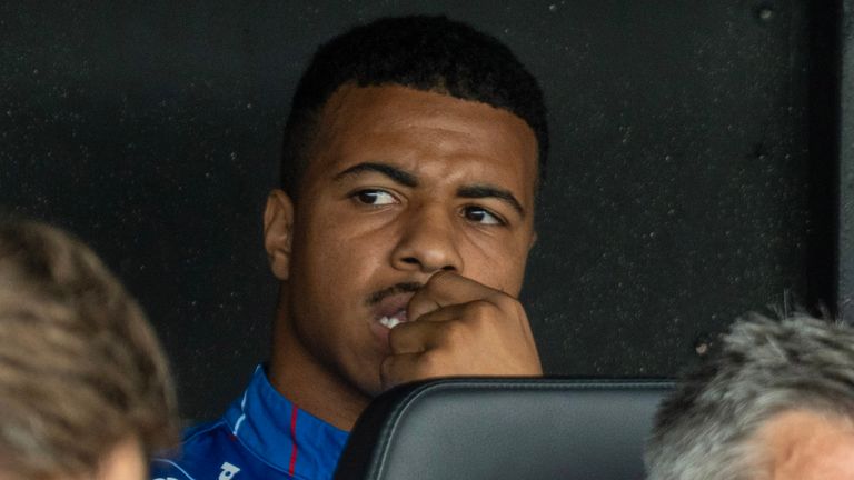 Rangers accept bid from Lille for wantaway striker Igamane