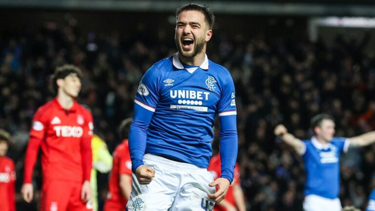 Rangers ease past managerless Aberdeen to move above Celtic into second