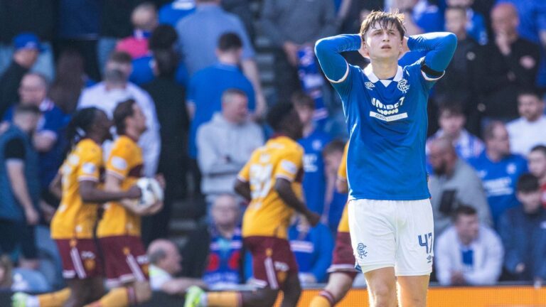 Rangers title hopes dealt blow by Motherwell defeat