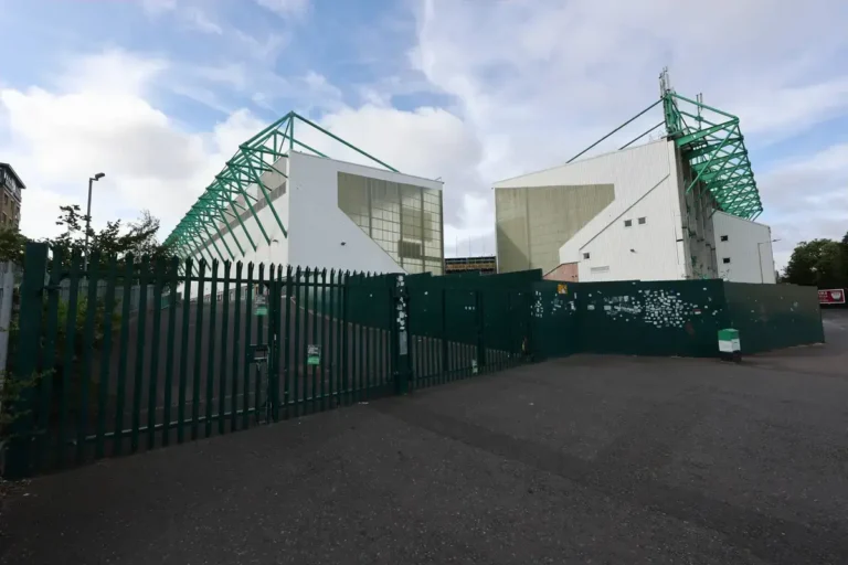 Hibs urged to ‘let Celtic win’ in title twist by Ibrox scoring supporter, but Hibee captain sets defiant stance
