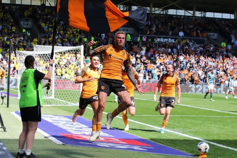 Scotland World Cup hopeful in ‘headbutt a wall’ revelation as he targets promotion with ex-Rangers man