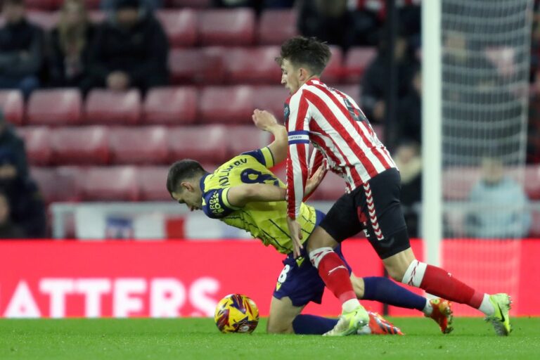 Rangers to rival Frank Lampard for outbound Sunderland player as another transfer gets ‘here we go’ treatment