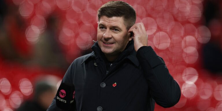 Sir Alex Ferguson said Rangers legend was even better than Steven Gerrard
