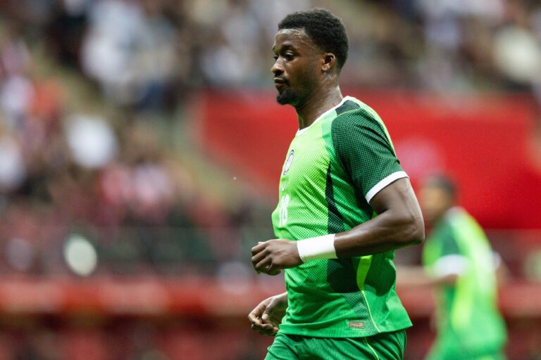 Transfer: French giants join Borussia Dortmund in race for Emmanuel Fernandez