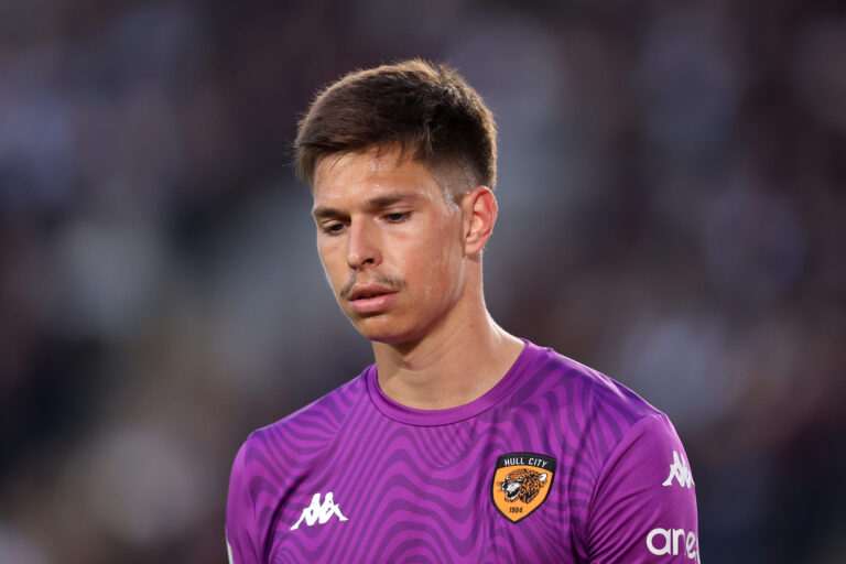 Rangers Told To Spend £10m For 26-Year-Old Championship Goalkeeper: What’s The Best For Derek McInnes?