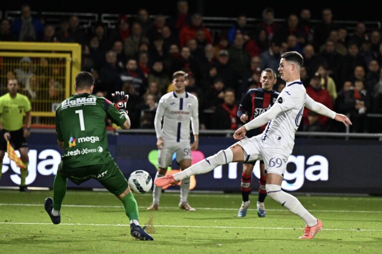 Ex Rangers striker sparks transfer interest with 20-strike goal rush as agent’s phone flooded with suitors