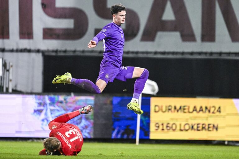 27-goal striker makes Scotland ambitions clear amid dual nationality and drops Rangers return hint