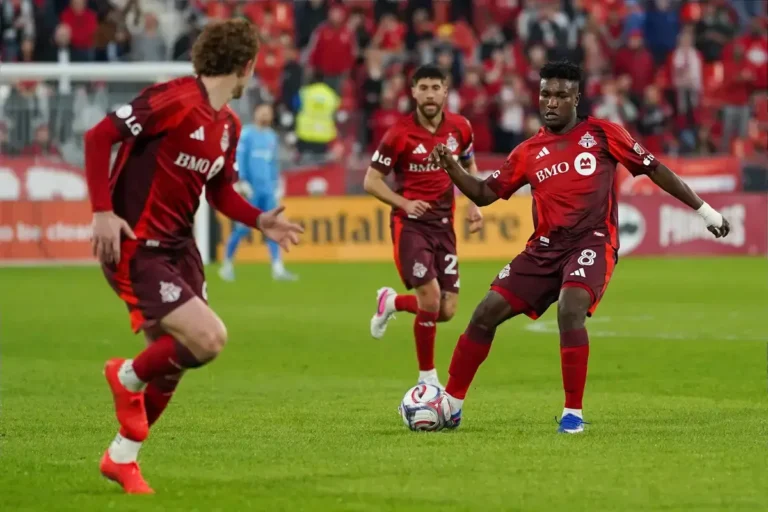 Jose Cifuentes Return Gives McInnes A Rangers Contract Trap To Solve