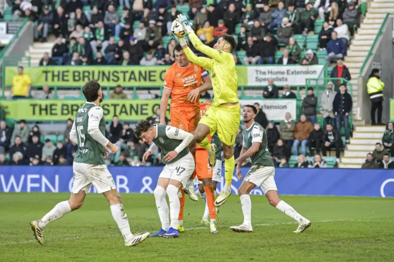 Rangers v Hibs: Sallinger Sends Ibrox Warning to the Gers