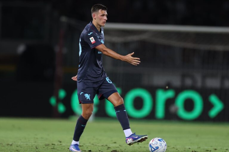 Celtic to return for £13m star, Rangers ‘quality’ deal, Hibs striker hunt – Scottish transfer news