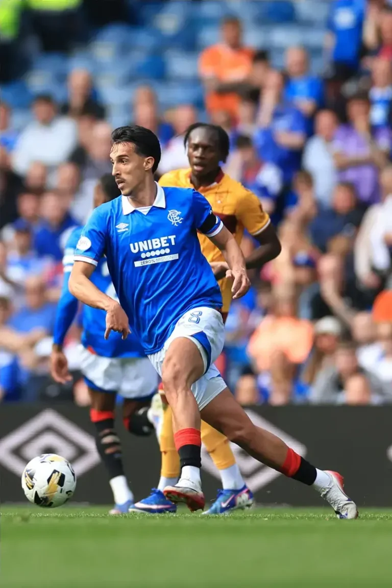Derek McInnes hands Rangers striker late lifeline after double injury blow