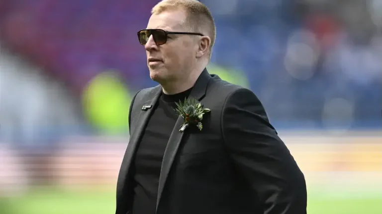 Neil Lennon Calls Out Celtic Players After Europa League Defeat