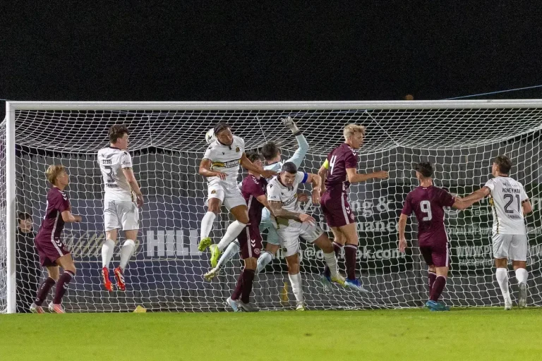Mason Munn completes Dumbarton loan switch as teammates react