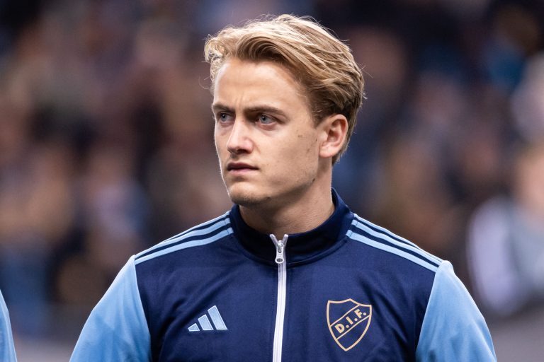 Rangers Face Transfer Twist As £400k Winger Reconsiders: Should They Continue Pursuing Him?